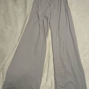 Wide-Leg Gray Pants